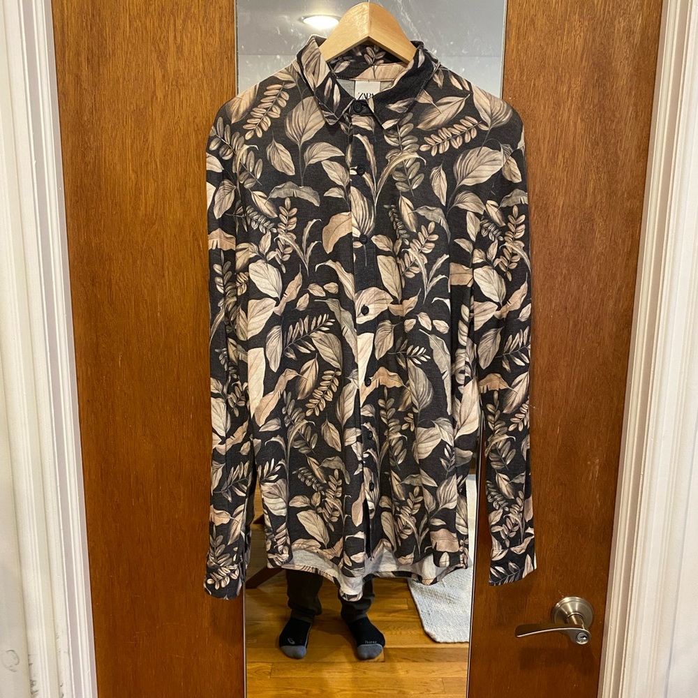 Long sleeve collard shirt